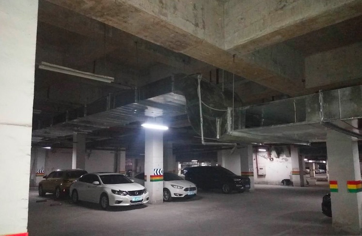 地下车库通风管道