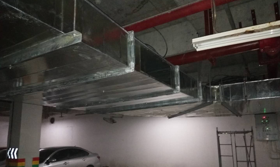 通风管道里面的杂质怎样清理？